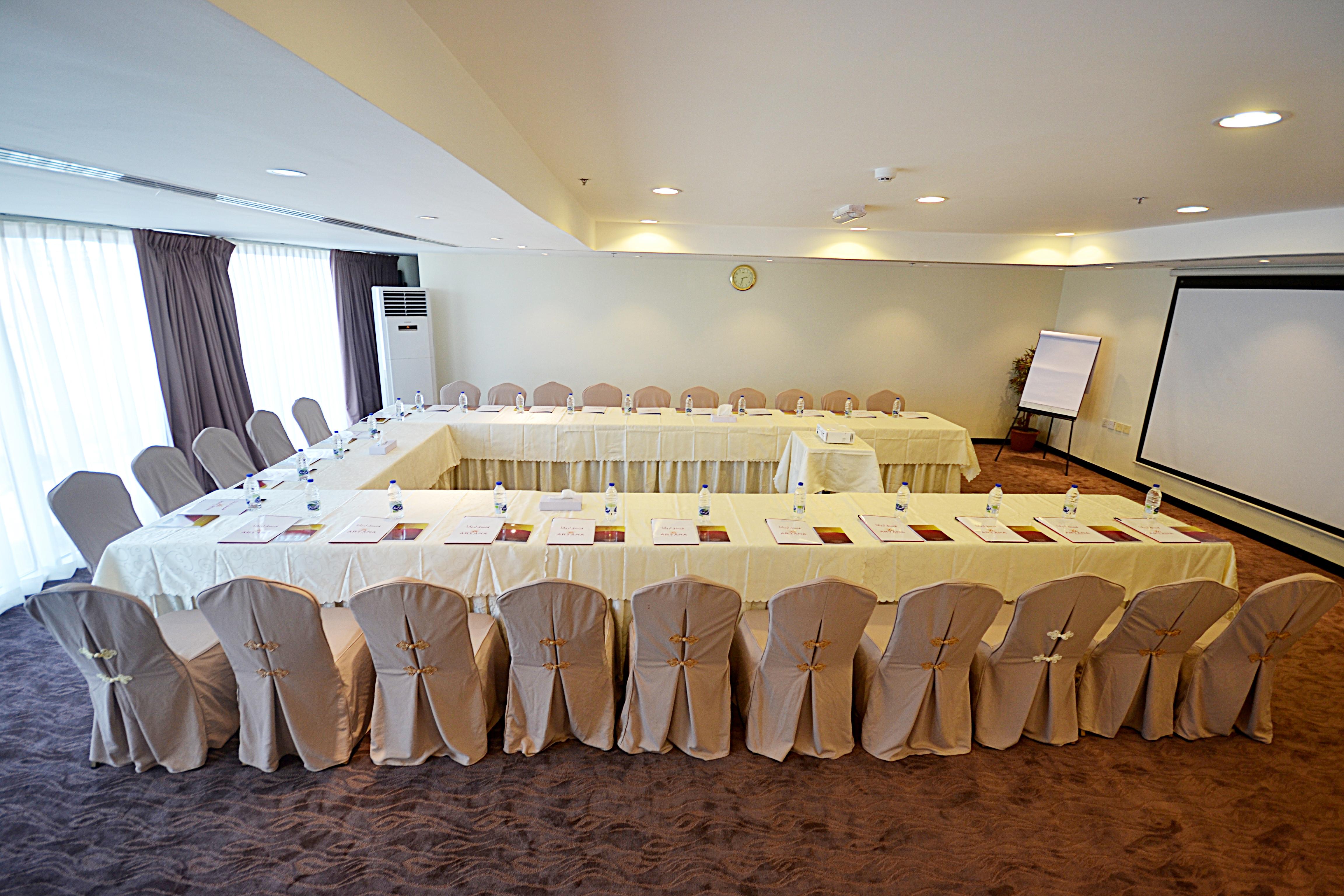 Aryana Hotel Szardża Zewnętrze zdjęcie