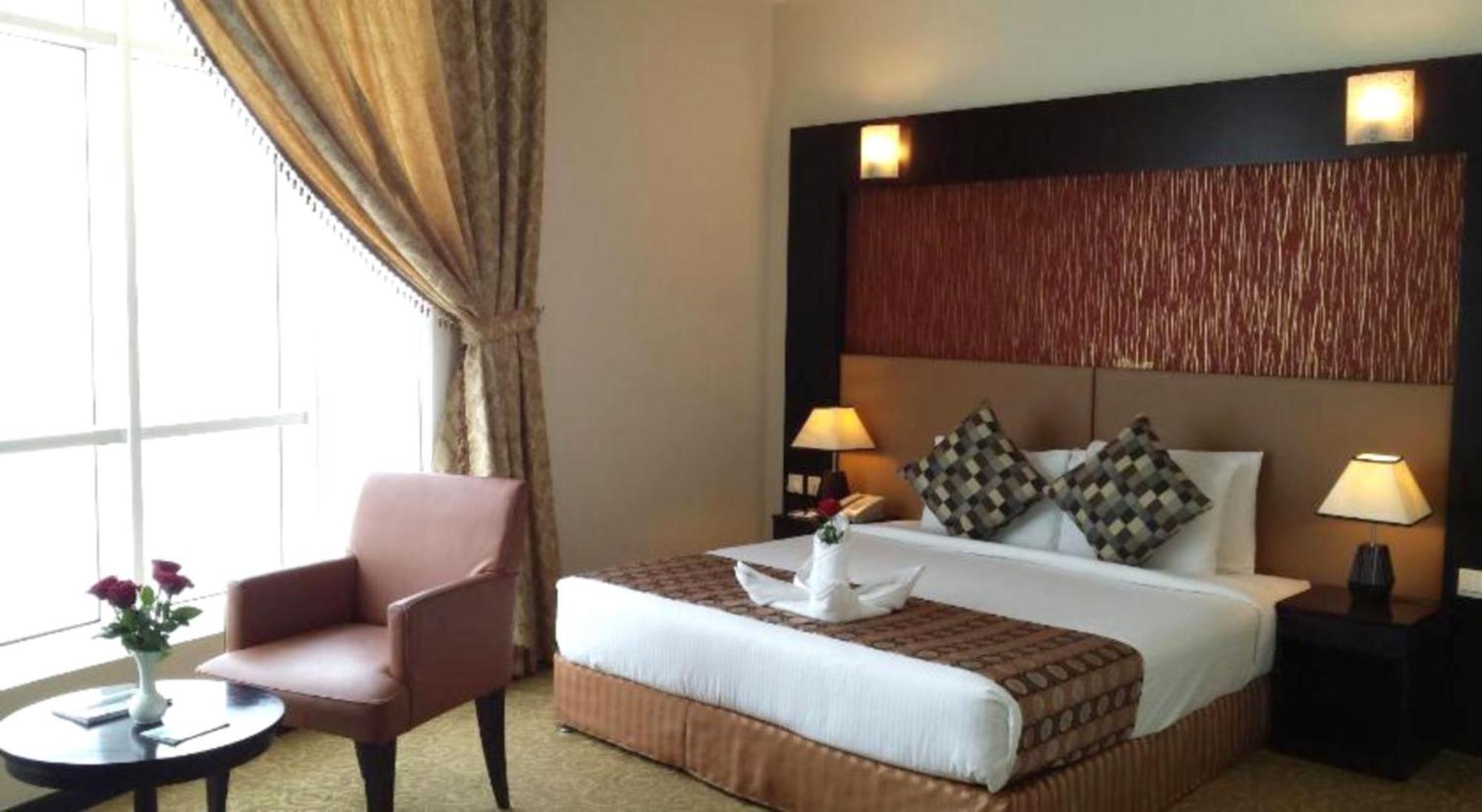 Aryana Hotel Szardża Zewnętrze zdjęcie