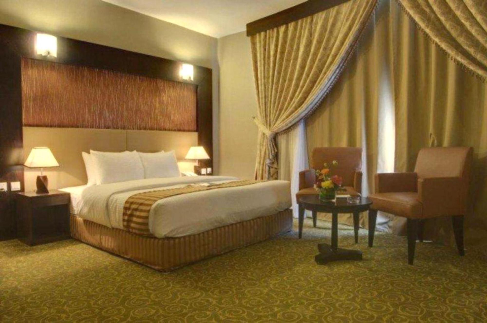 Aryana Hotel Szardża Zewnętrze zdjęcie